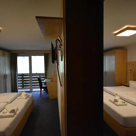 Silvretta فندق 3*